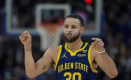 九游-库里迎来十二赛季高光表现，老鹰球迷沸腾！的简单介绍