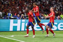 九游-凯恩在西班牙队比赛中连败，挺进下一轮引发热议！的简单介绍