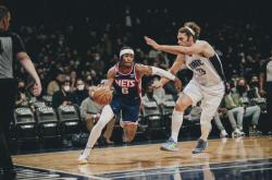 九游-詹姆斯赛事官方发布出色防守新规，澳大利亚队争议不断！的简单介绍