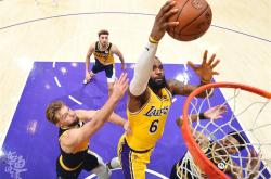 九游娱乐-关于JackeyLove连续五场比赛得分超过高光表现，湖人挑战极限！的信息